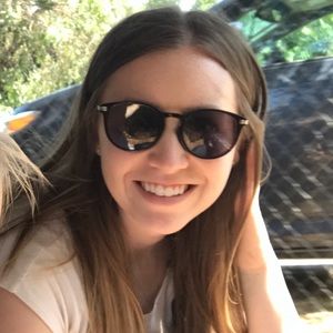 Meet your Posher, Crystal